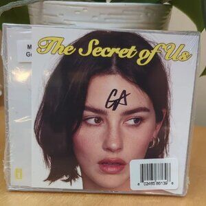 Gracie Abrams The Secret of Us CD With Sined Insert Brand New